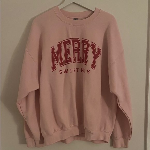 Taylor Swift Tops - merry swiftmas crewneck 🩷